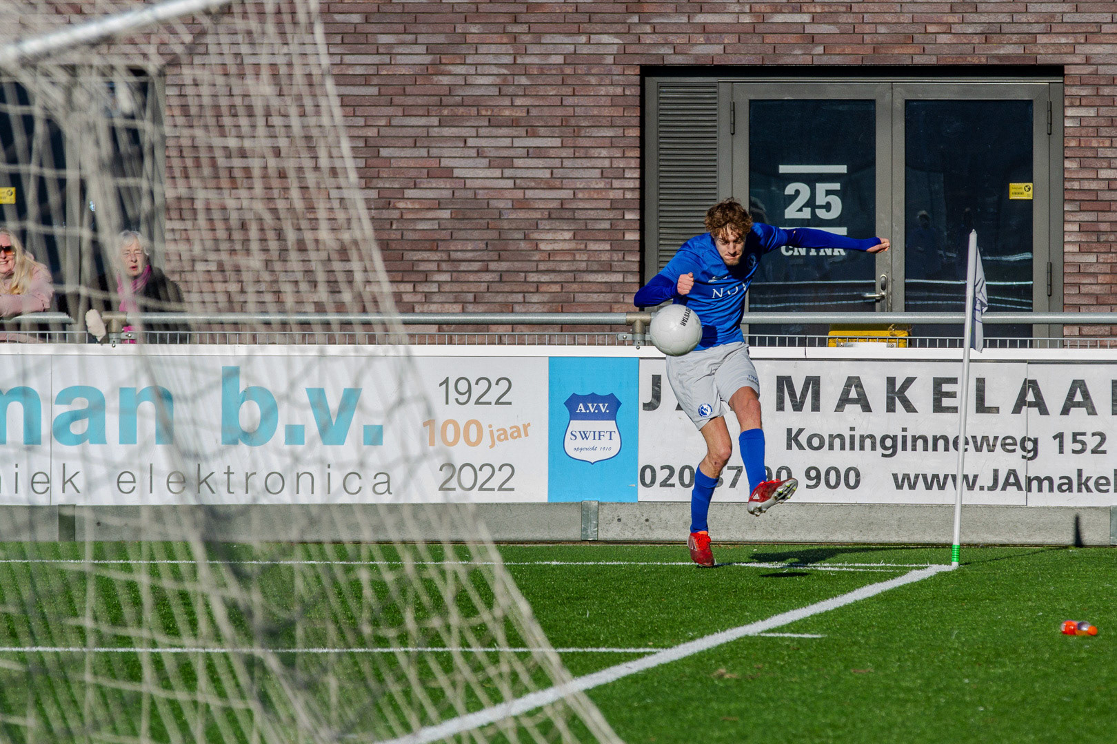 AMSTERDAM - Swift vs WvHedw (5-1)