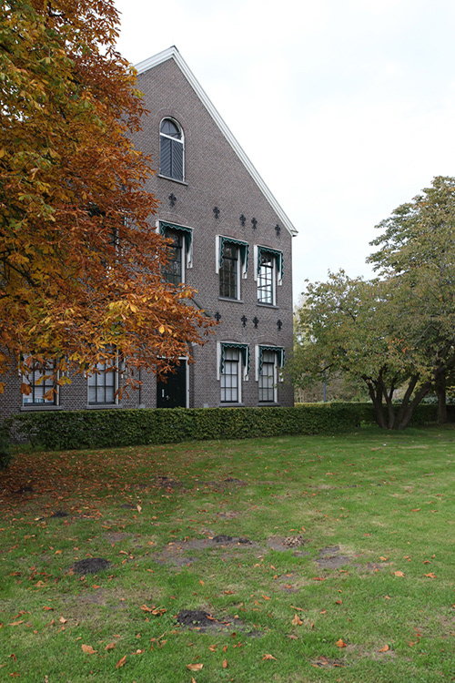 VH 051