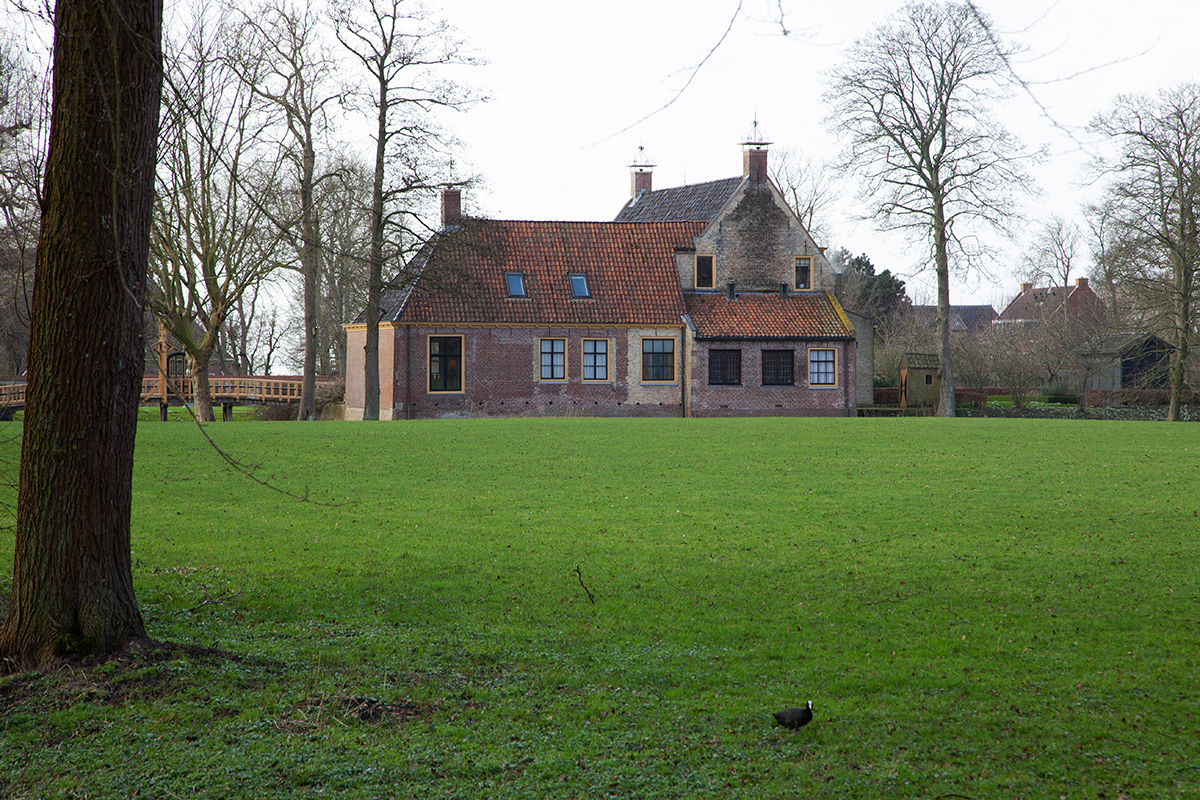 DE 037