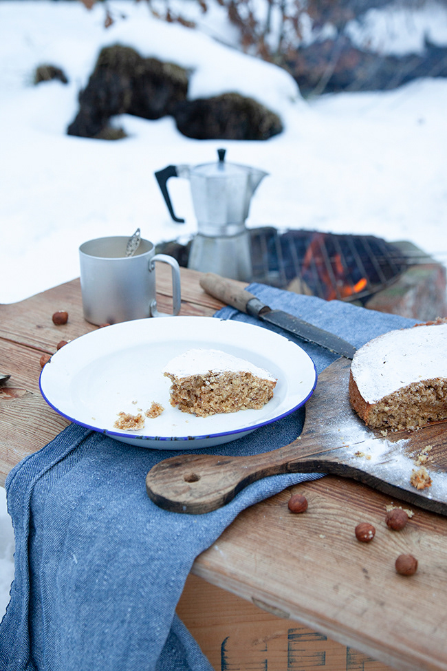 Hazelnut Cake 001