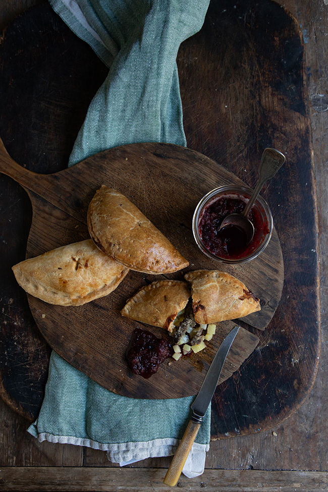 PIES 044