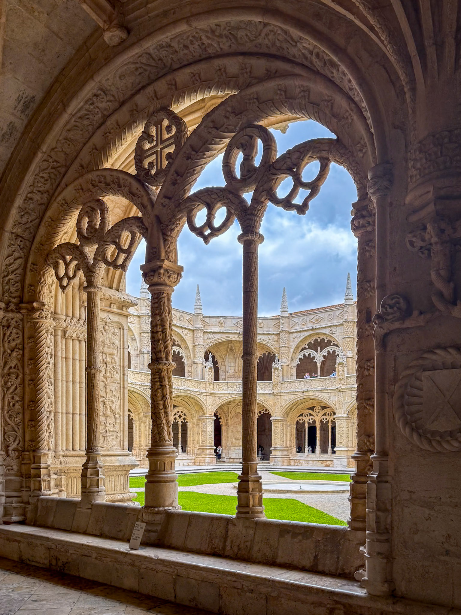 Jerónimos Monastery