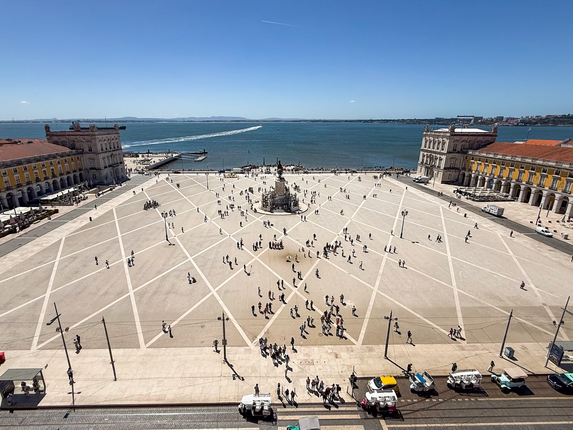 View from the Rua Augusta Arch Rooftop