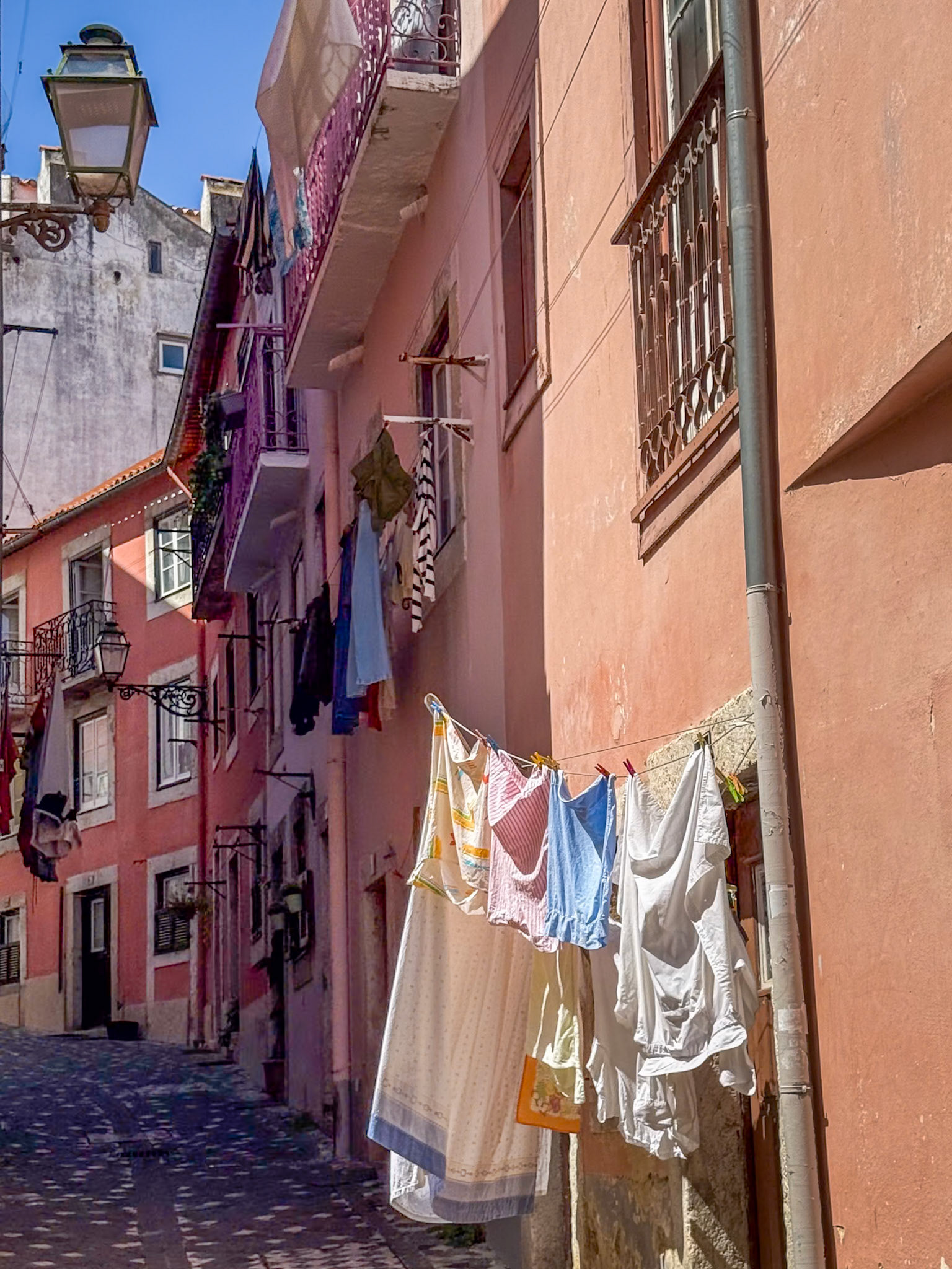 Lisboa Street Scene