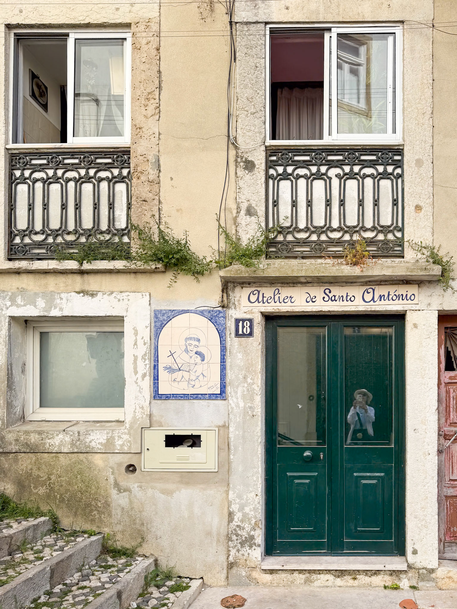 Lisboa Street Scene