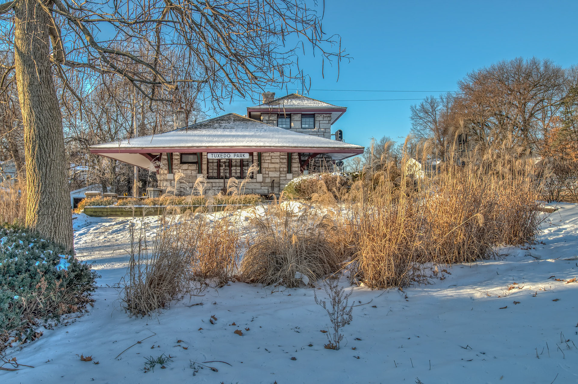 Tuxedo Park Train Station