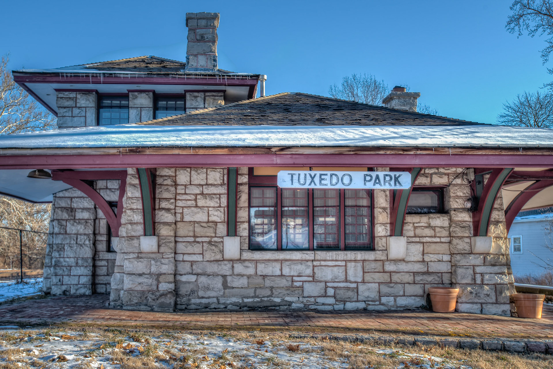 Tuxedo Park Train Station