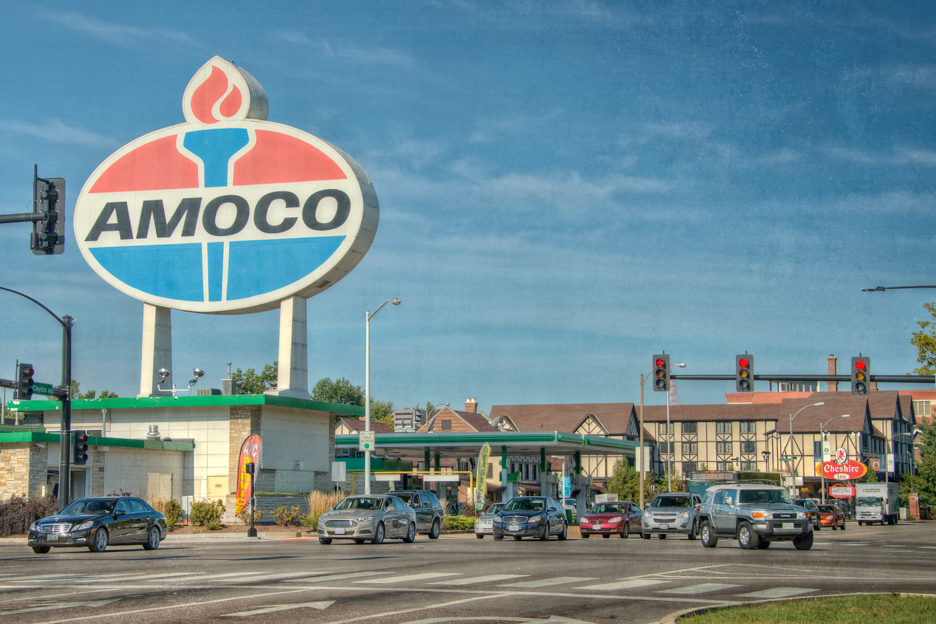 Early Route 66 ran through Forest Park in St. Louis. The southwest corner of the park is at the intersection of Clayton and McCausland, where several iconic St. Louis sites can be found, including the Hi-Pointe Theater, a giant Amoco sign and the historic Cheshire Inn.