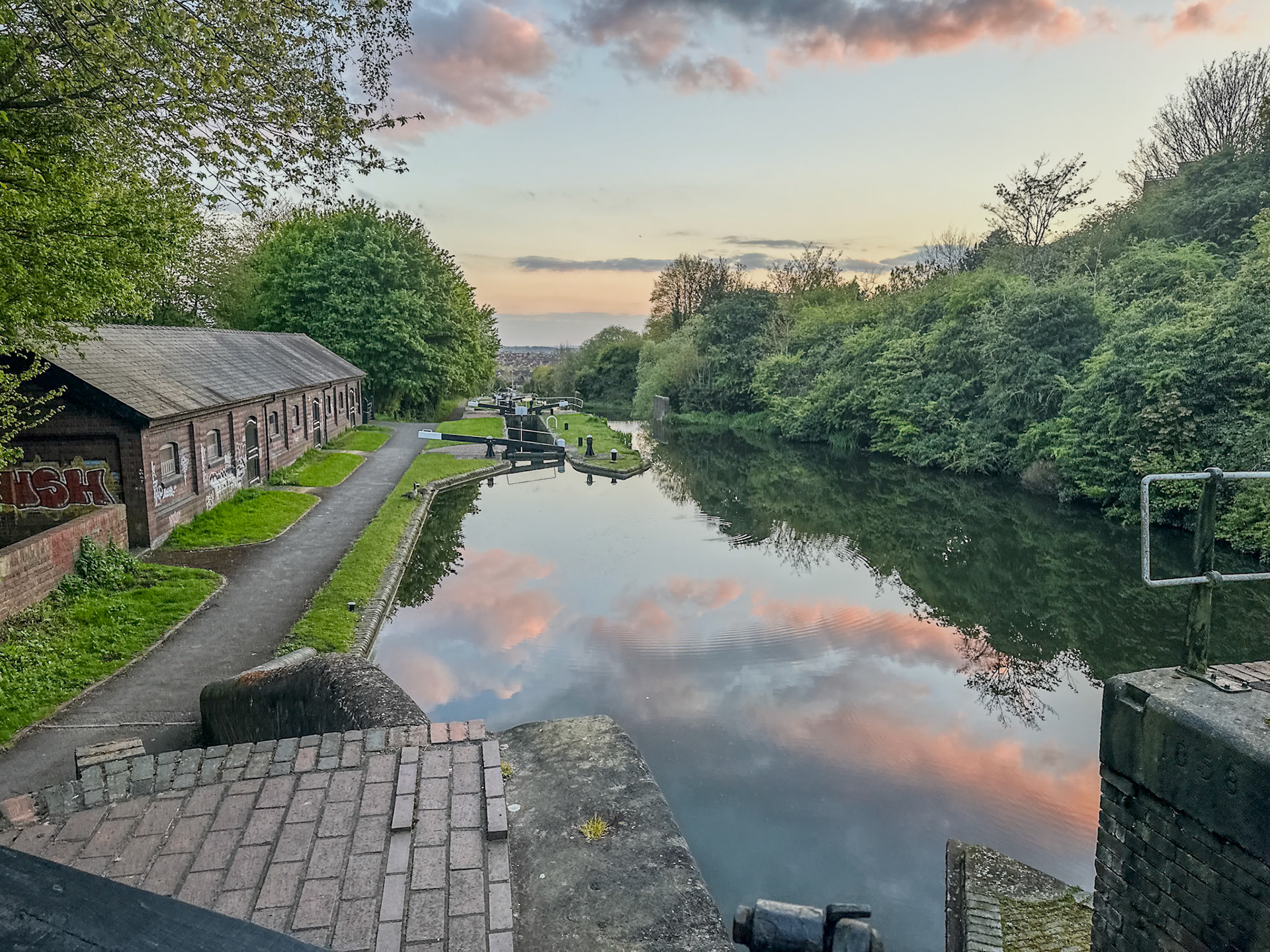 Looking down Delph Locks in Brierley Hill