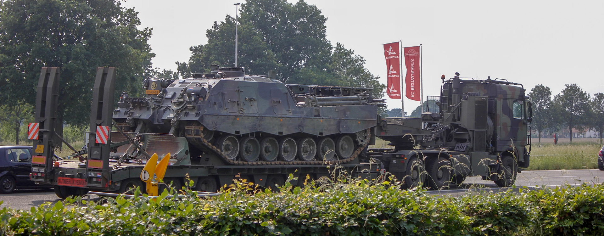 Dutch tanks on the move