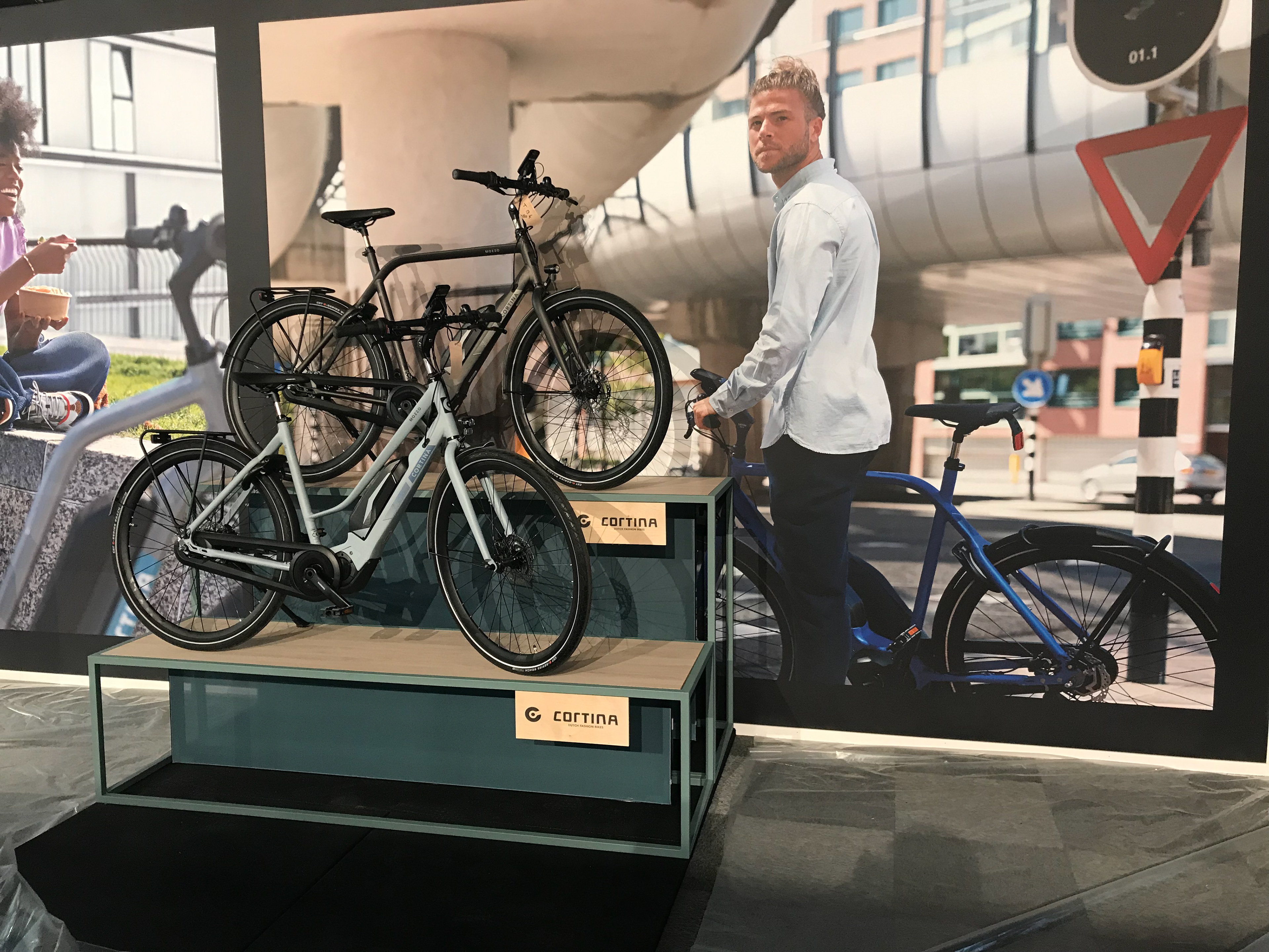 Display design Cortina