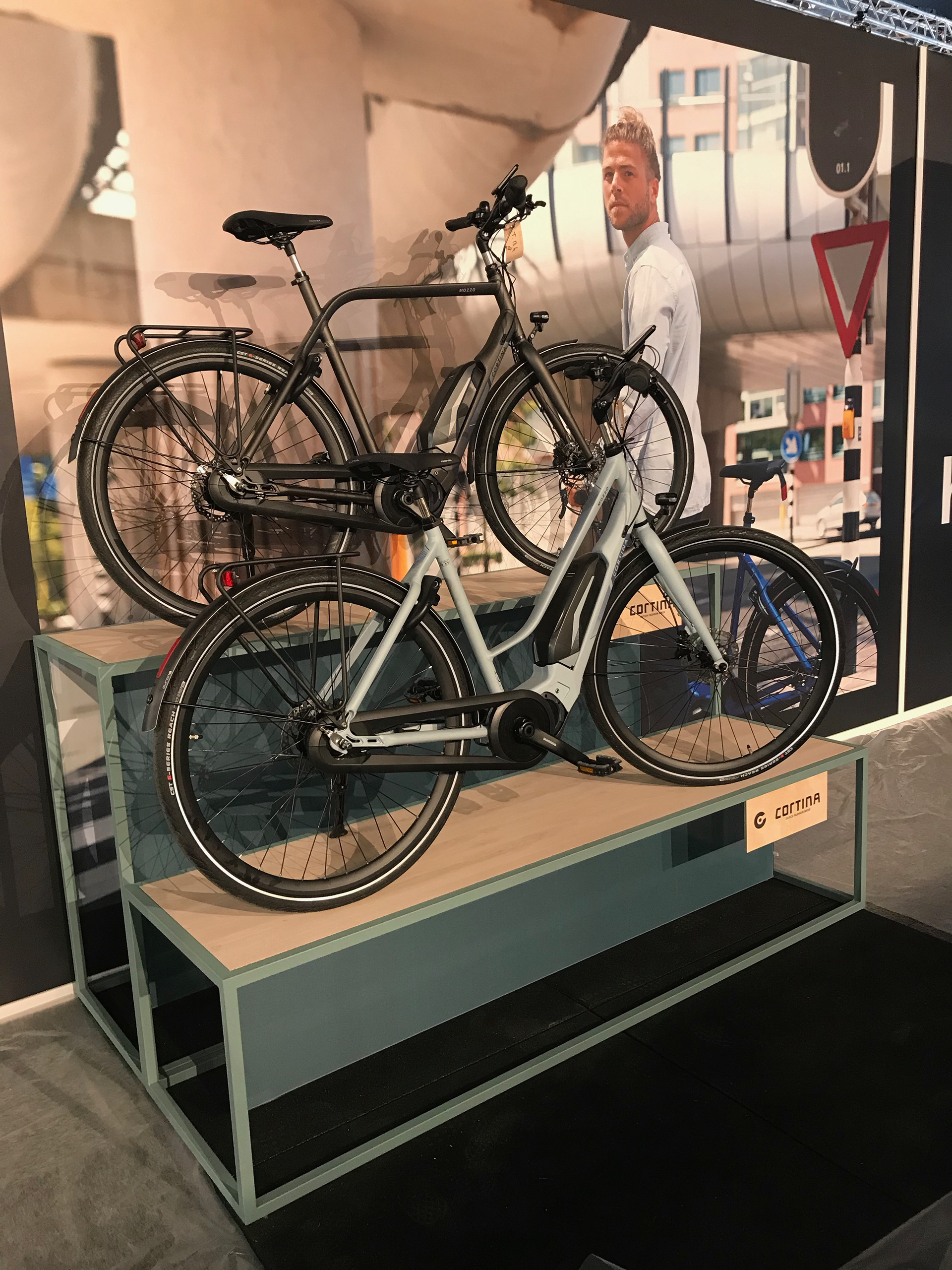 Display design Cortina
