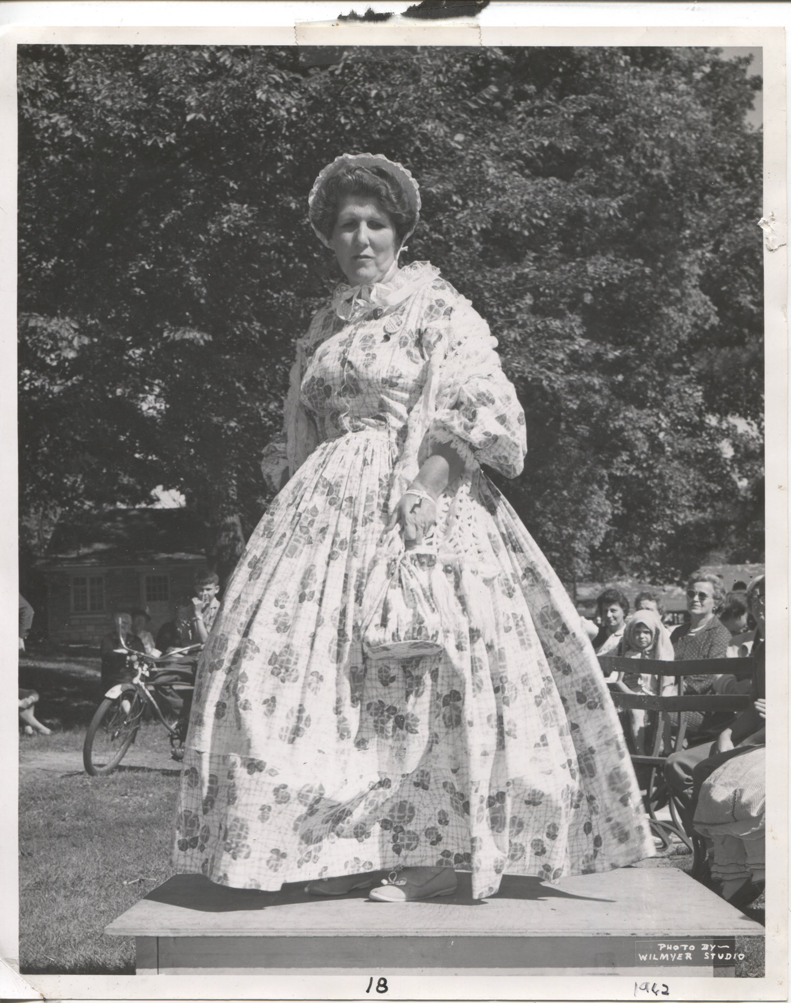 Anita Mellott