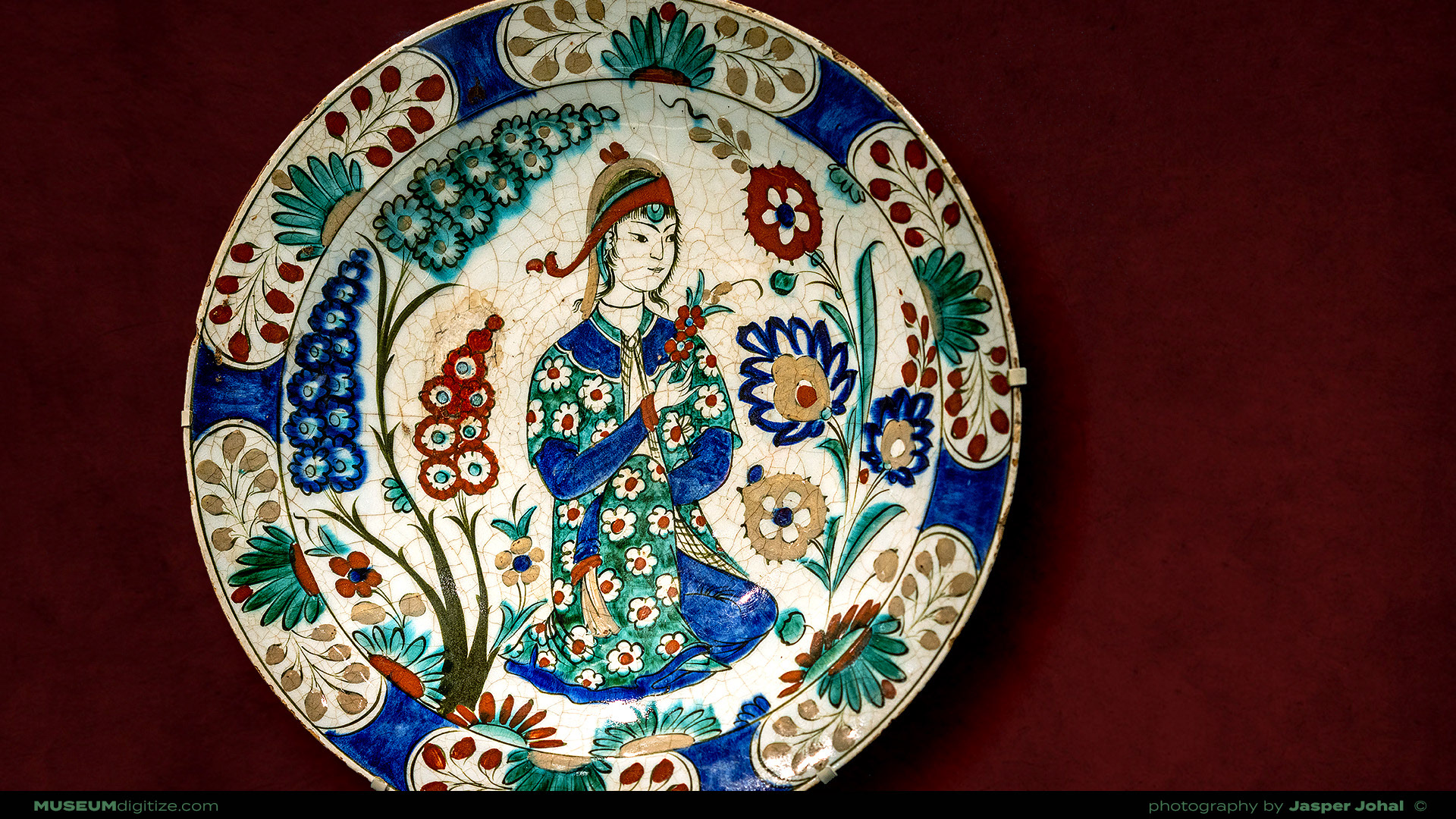 Dish (Stonepaste; polychrome painted under transparent glaze) Safavid Iran (c.1600)