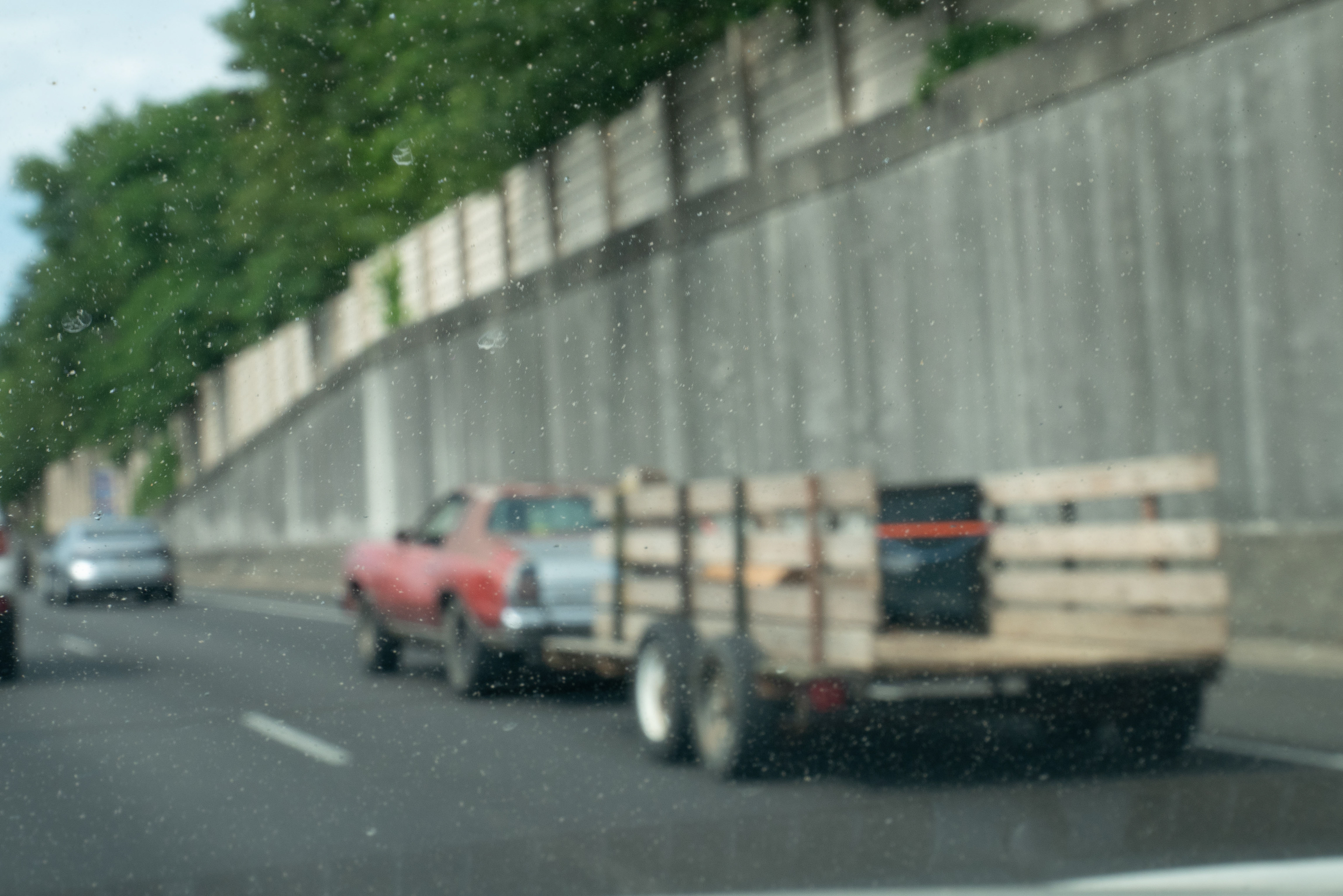 I can feel the traffic.