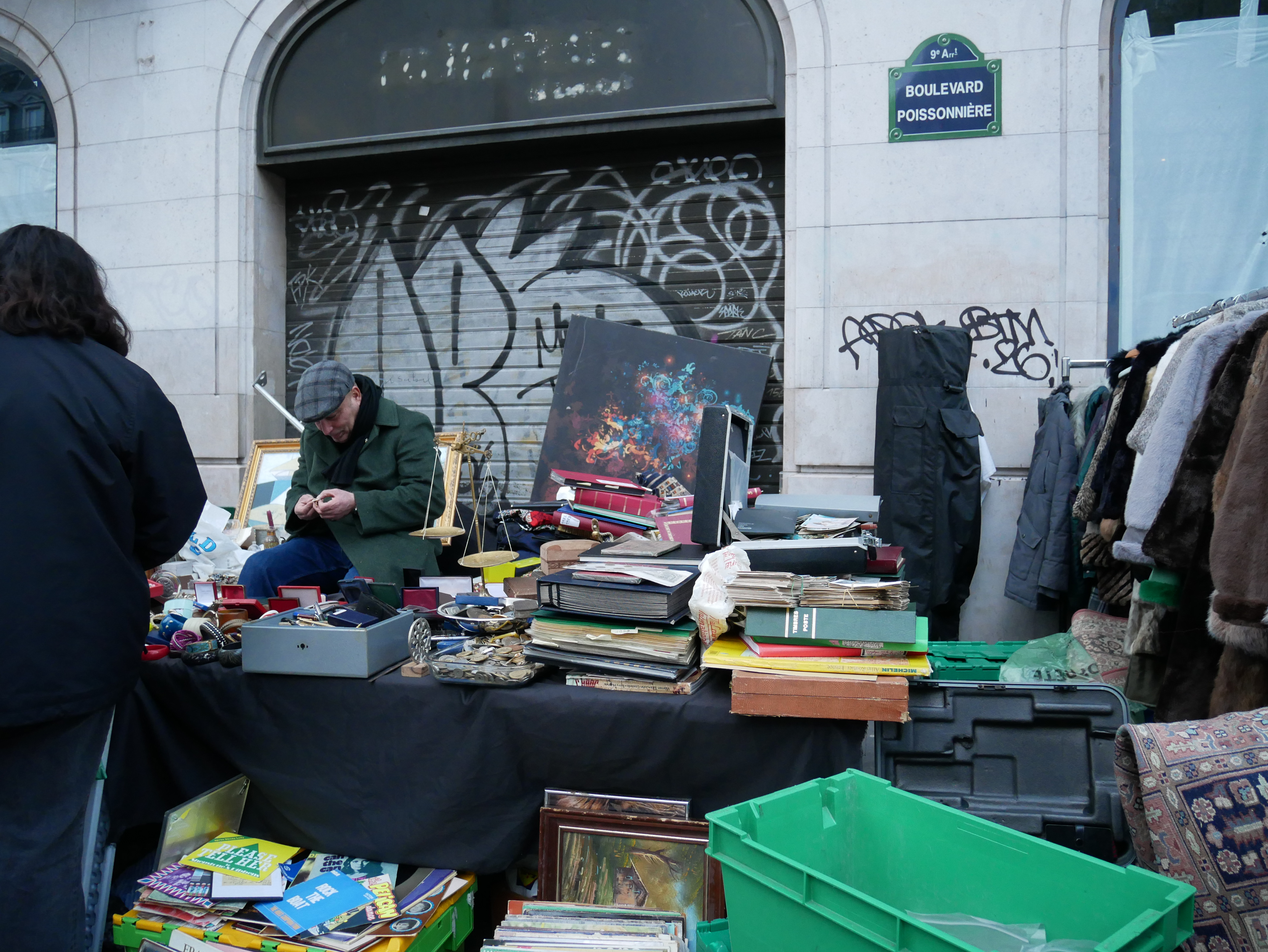 I can smell the flea market.