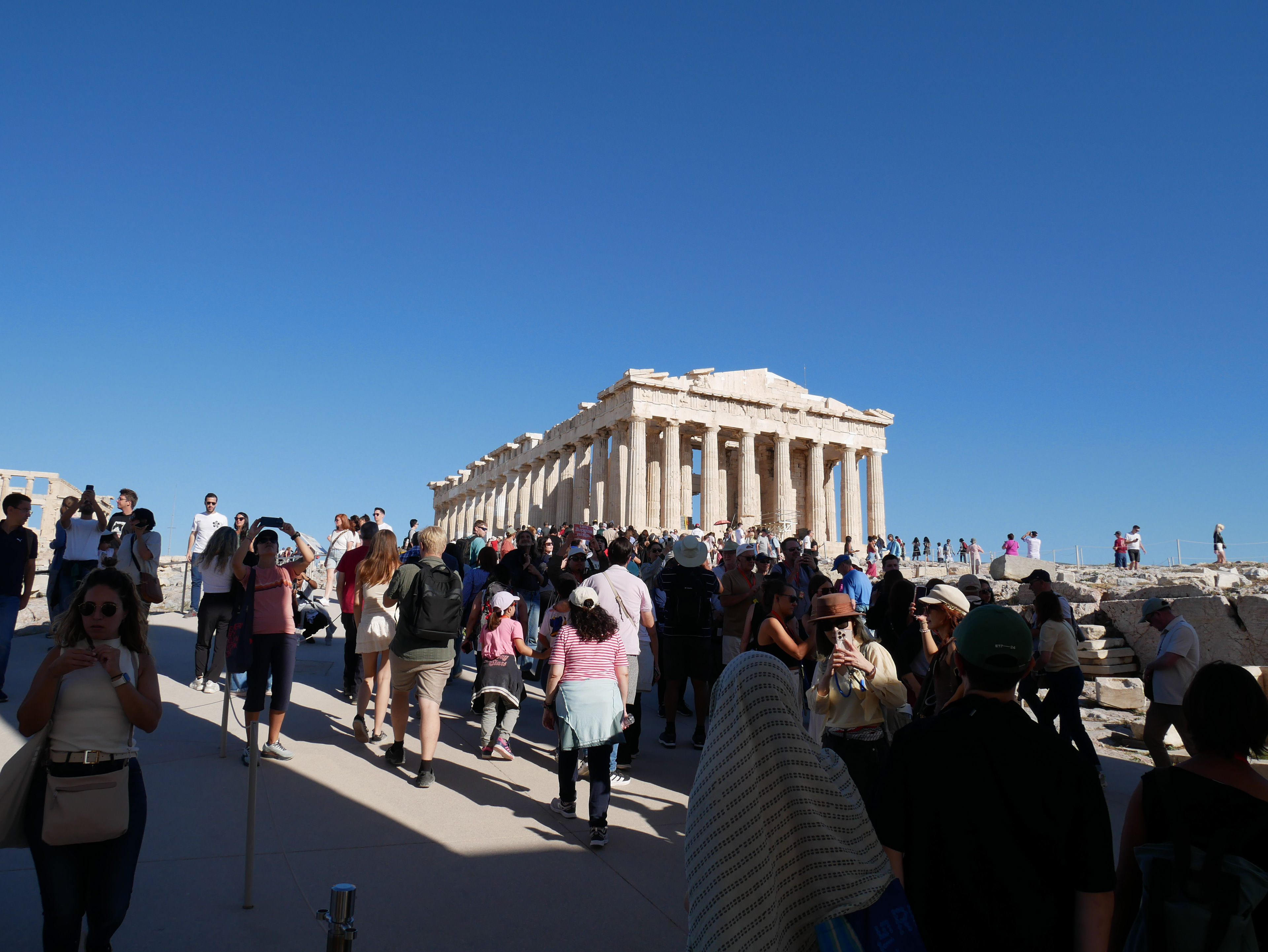 I can see see the Parthenon.