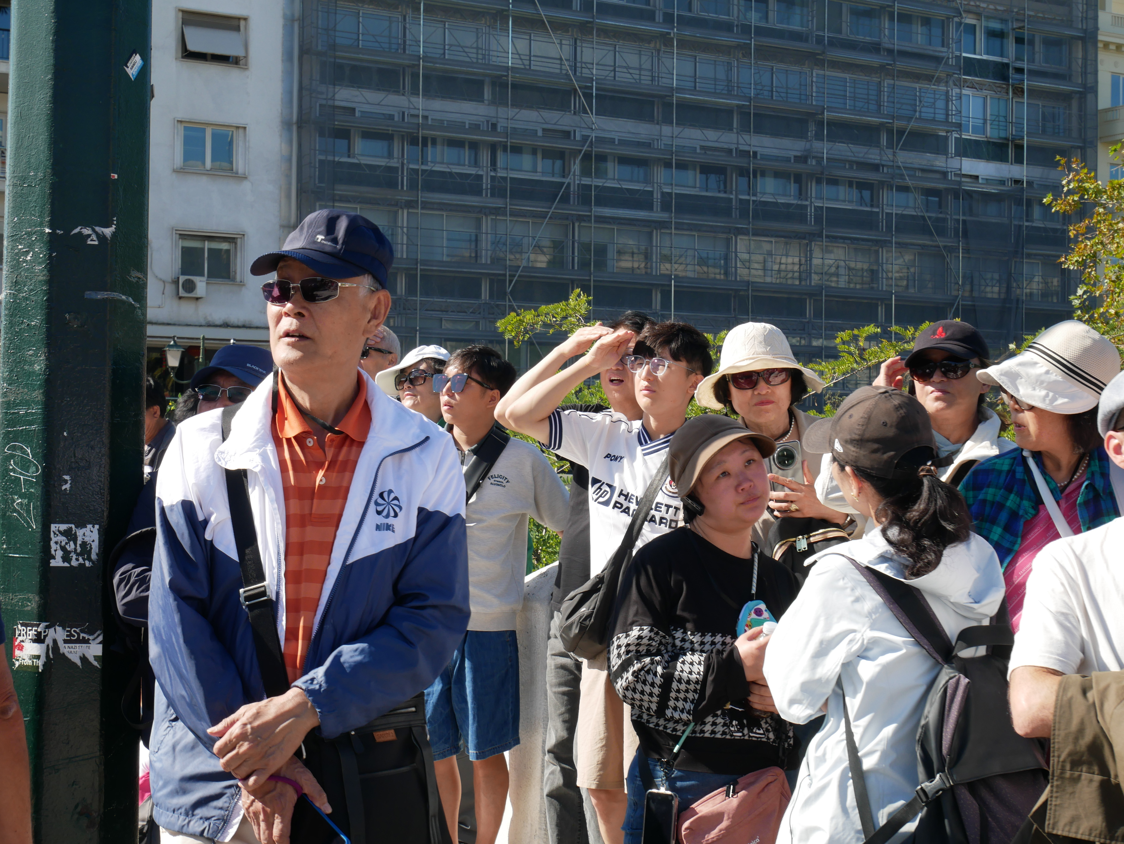 I can see tourists.