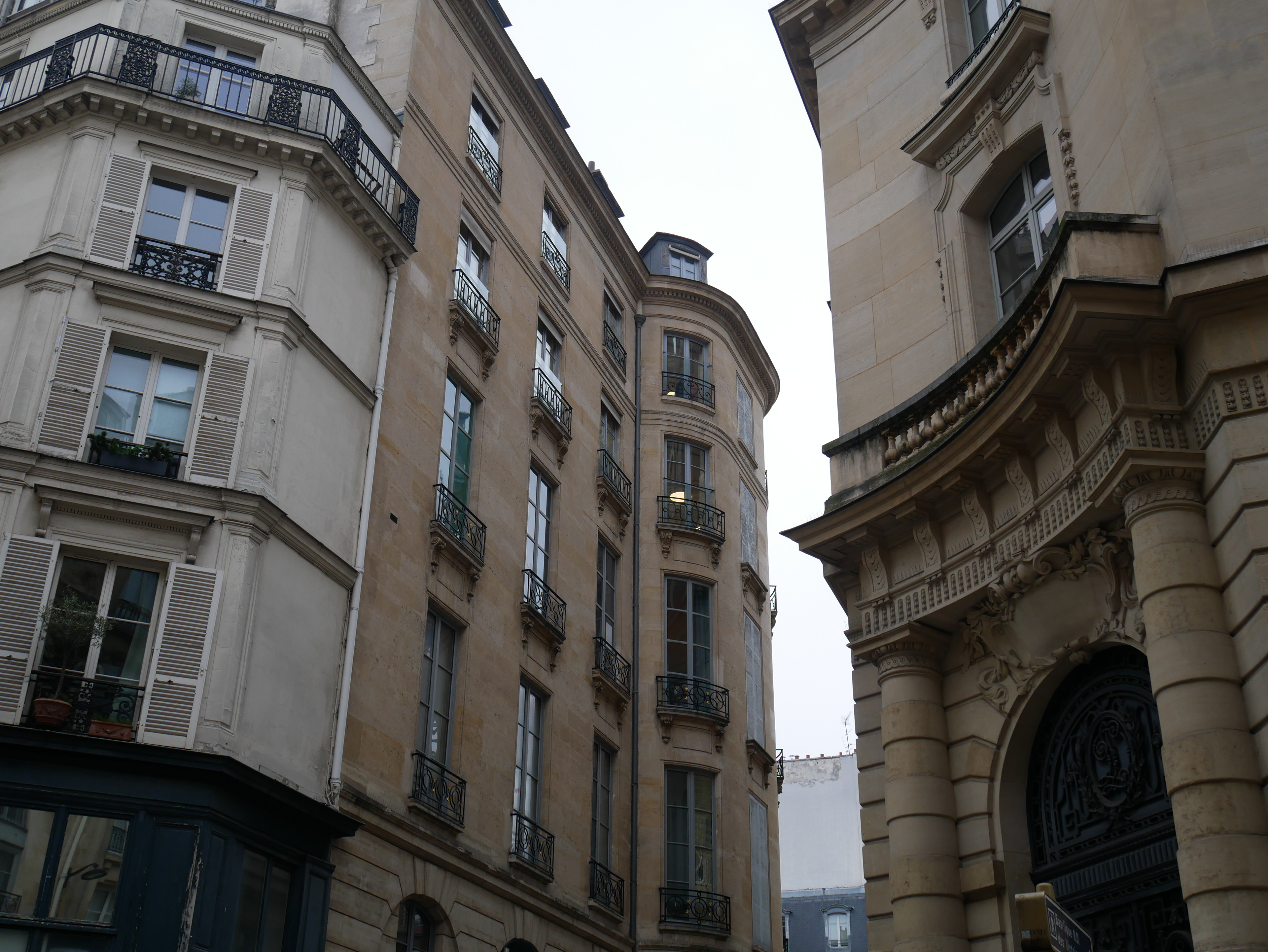 I can see archetecture.