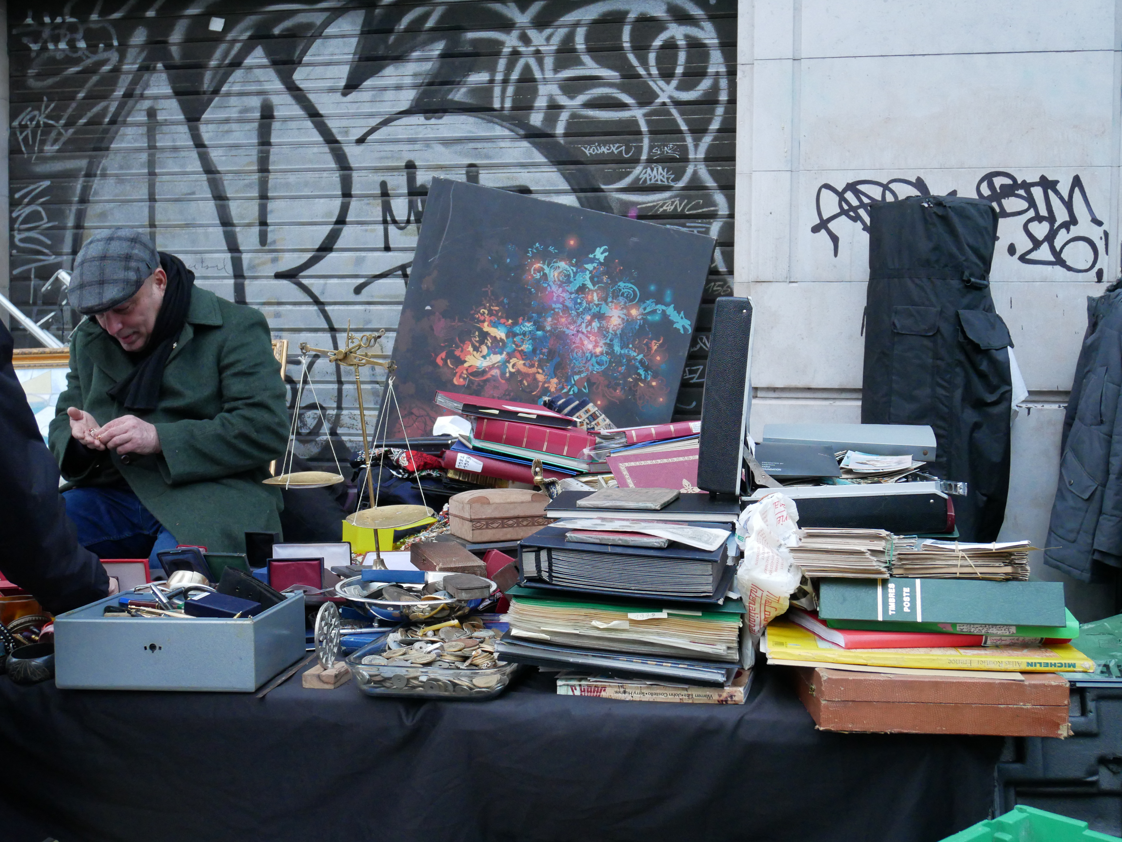 I can see the clutter.