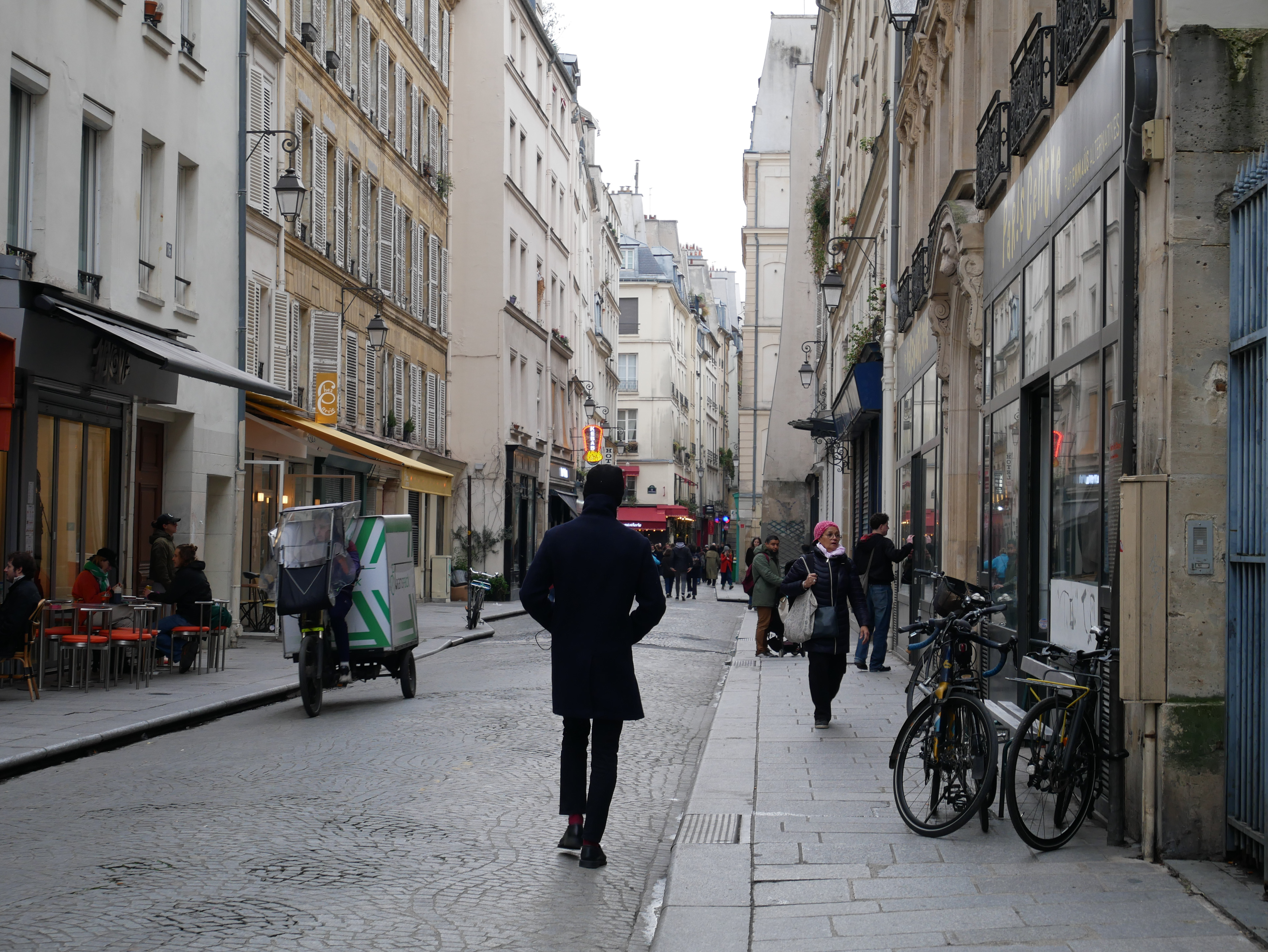 I can smell the streets of paris.