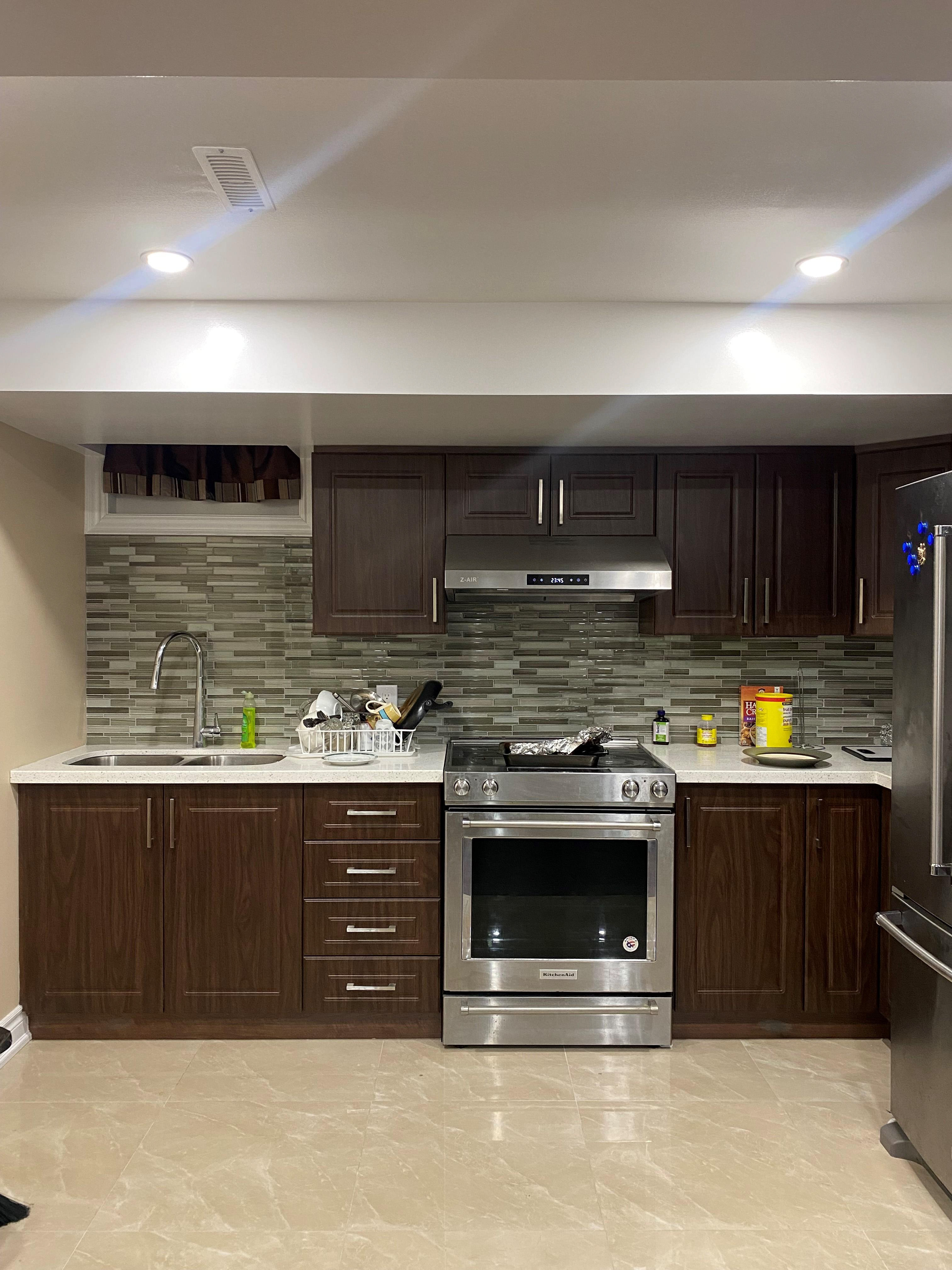 Full Kitchen