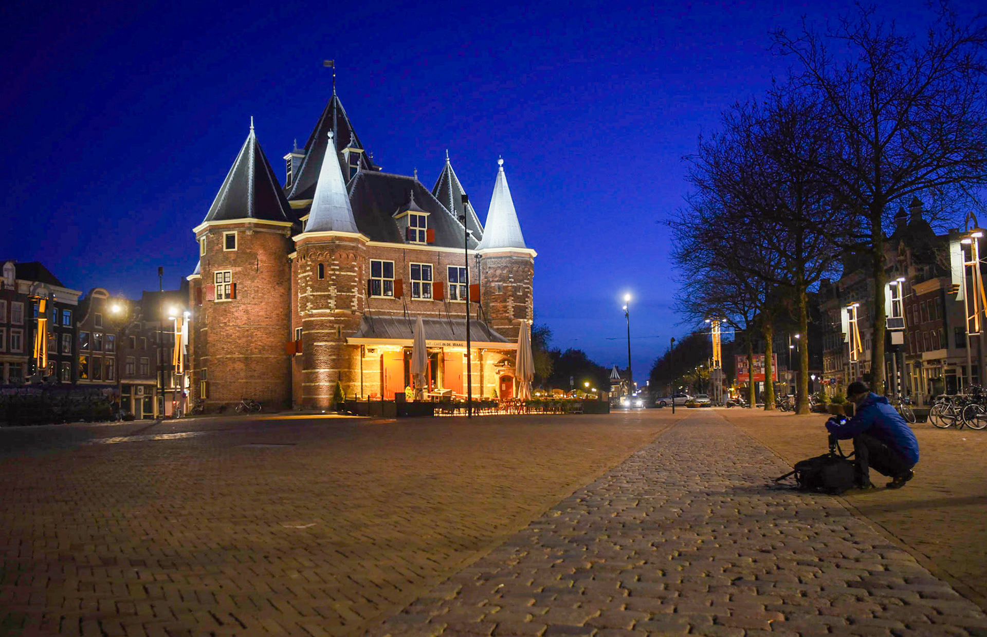 The Waag, Nieuwmarkt