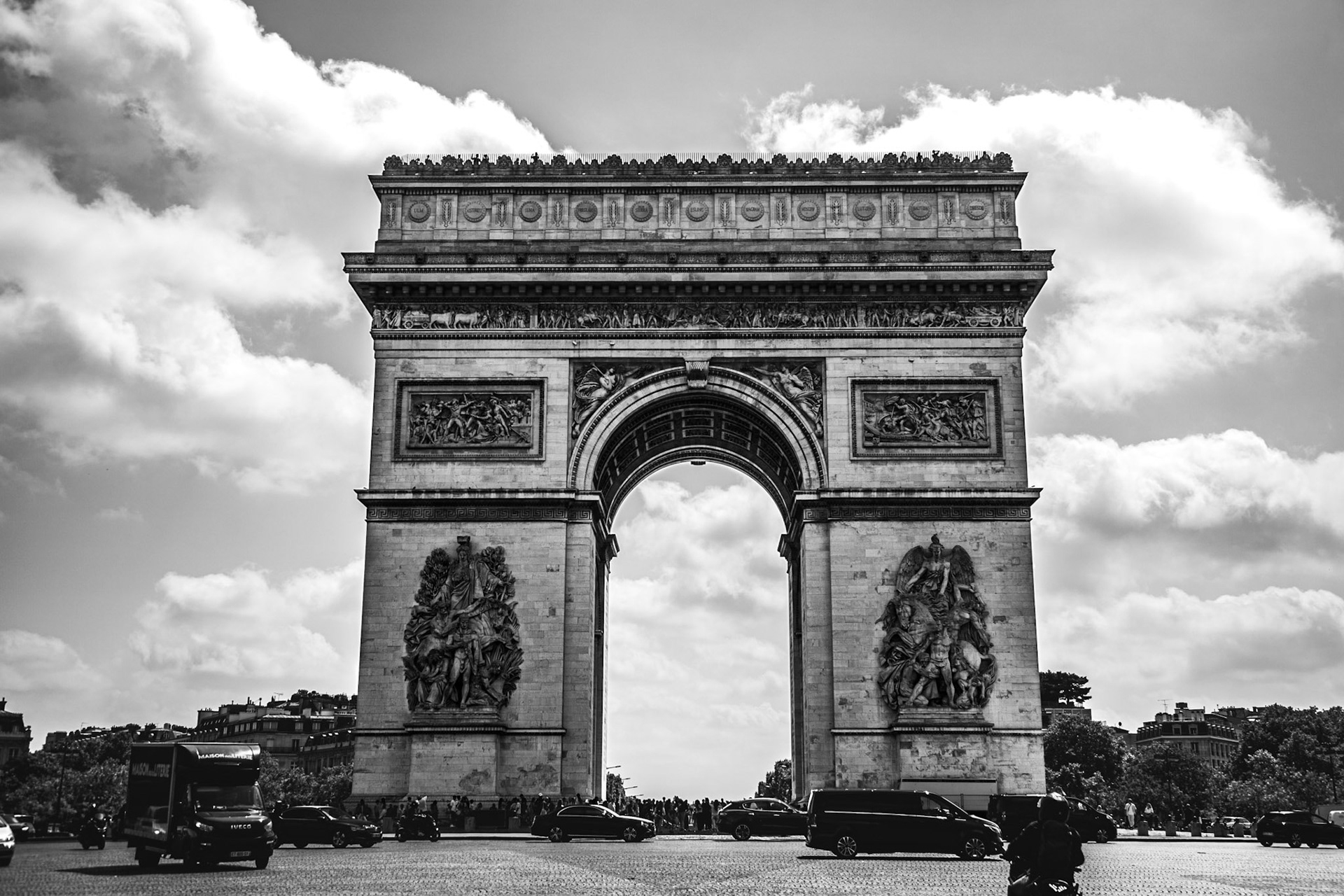 Paris | Shot on 5D Classic