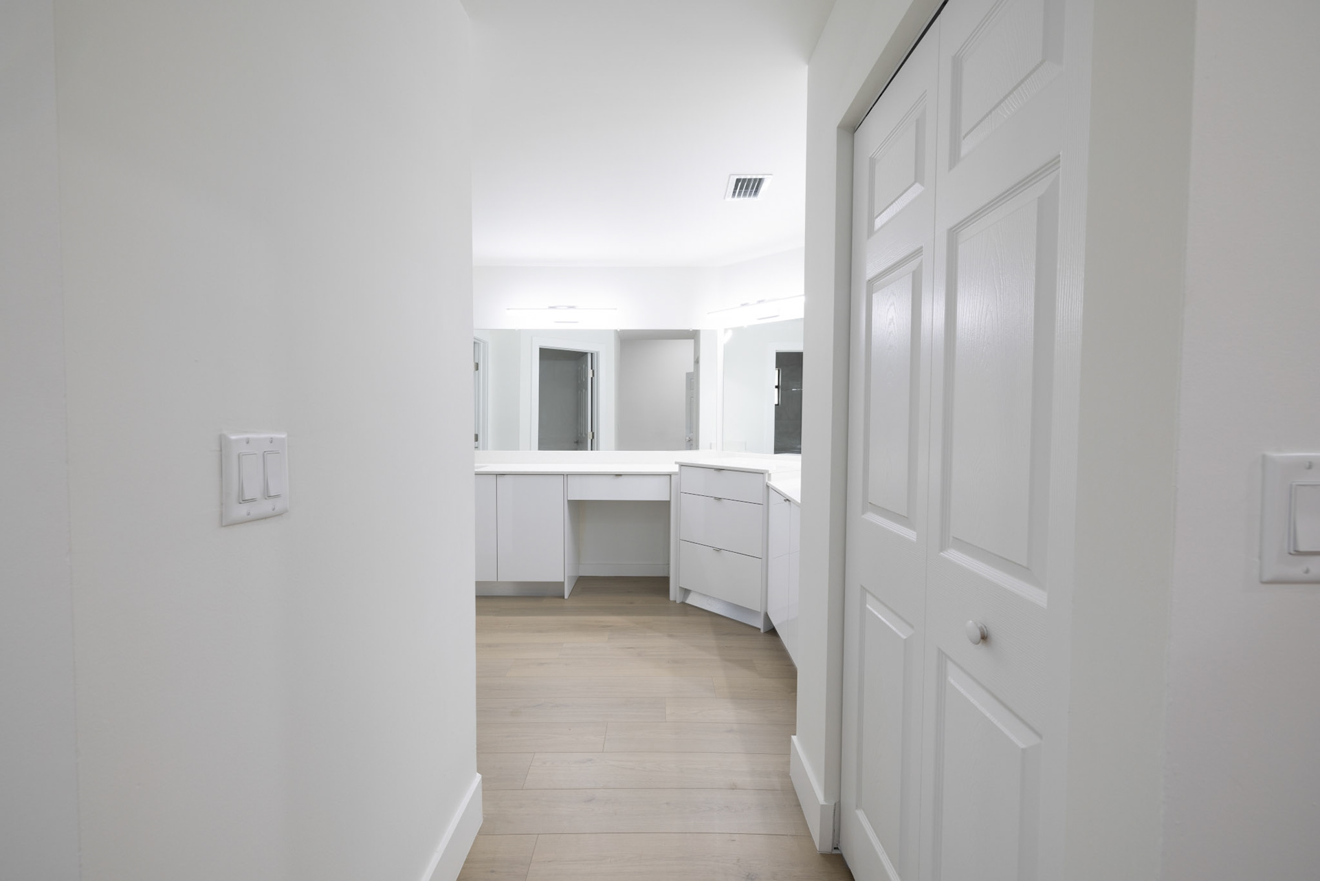 Master's Bathroom