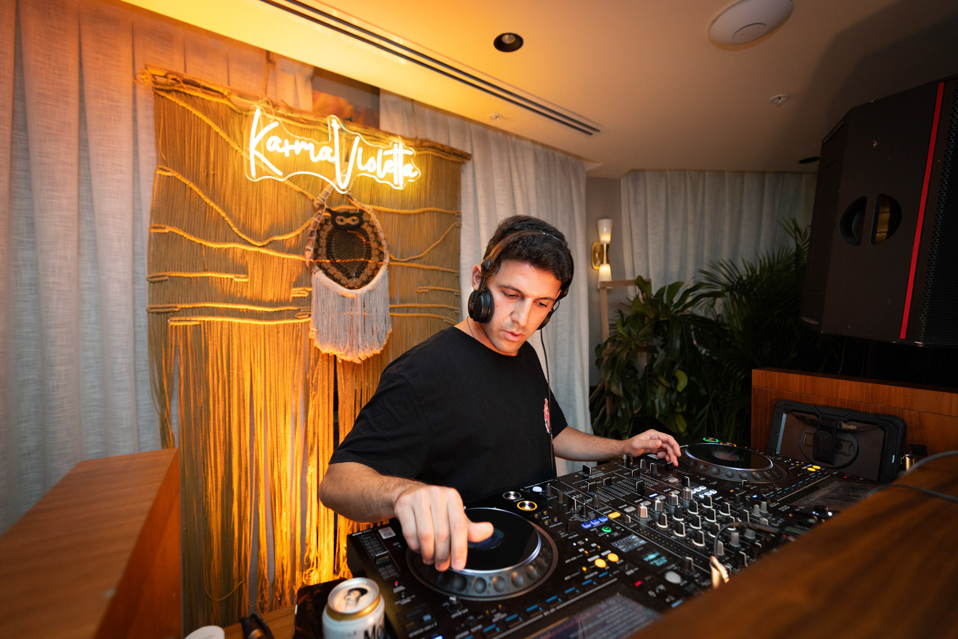 TAHL | Shot on R5 Mark II