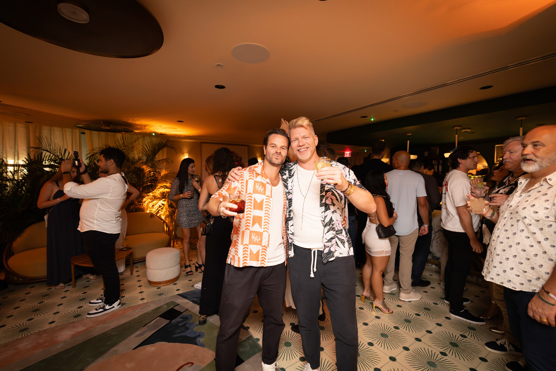 Friends | Shot on R5 Mark II