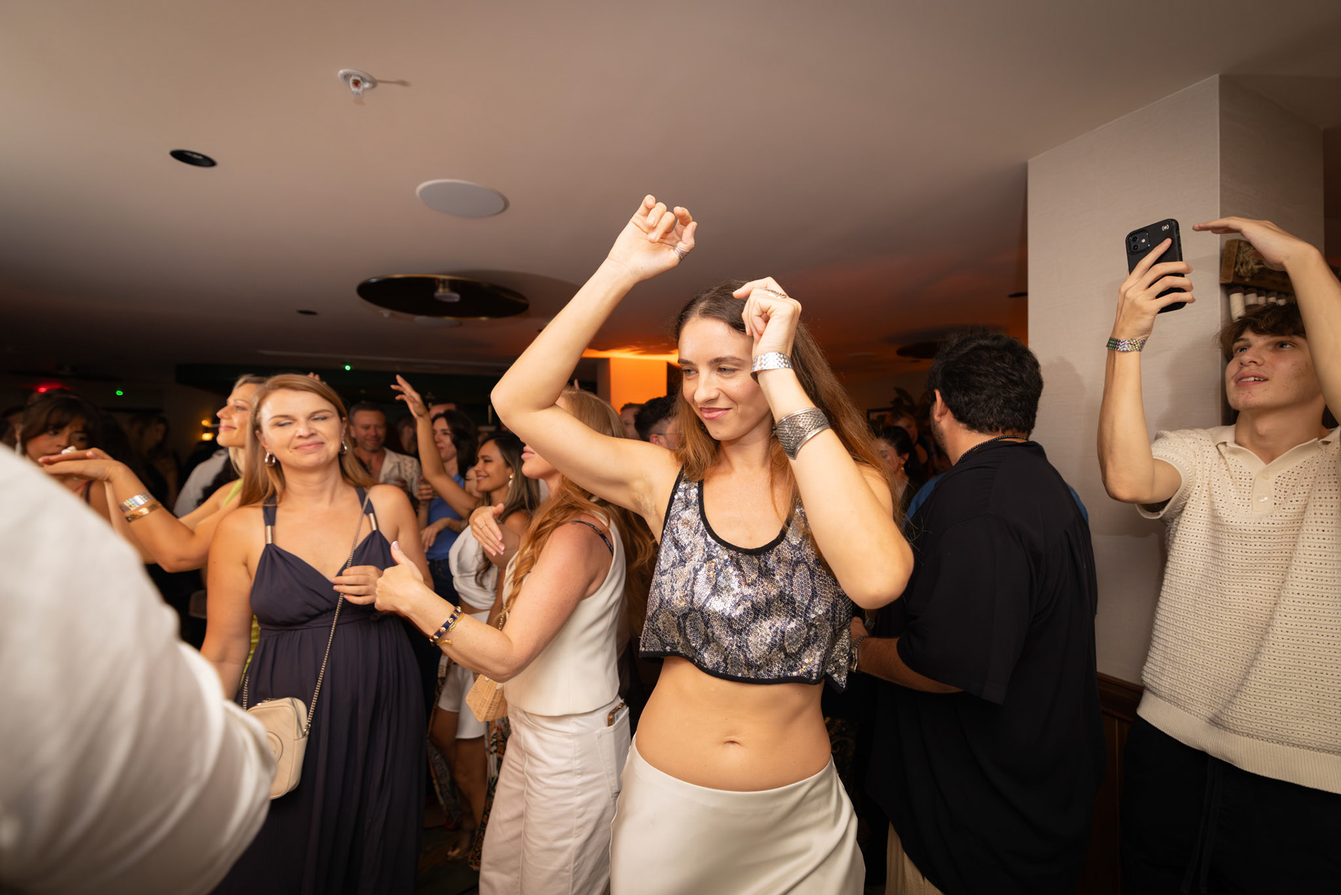 Hands up! | Shot on R5 Mark II