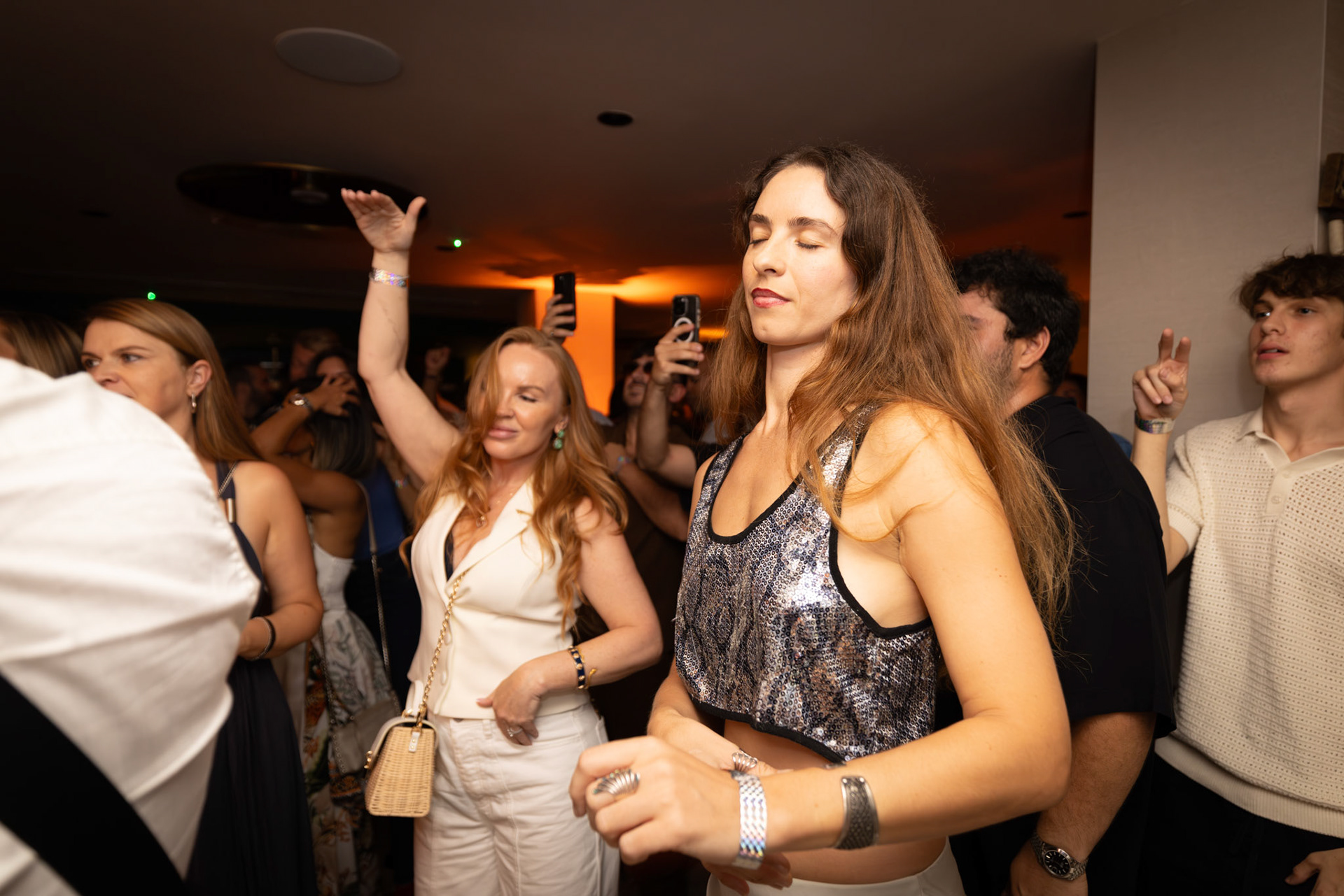 Lost in the music | Shot on R5 Mark II