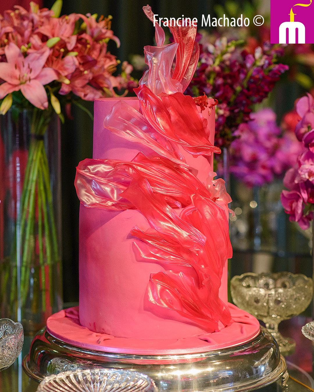 Francine Machado – Cake & Design – Bolos e Doces – Bolo com 2 andares de altura dupla – Aniversário de 15 anos – Casa Vista, São José dos Campos, SP