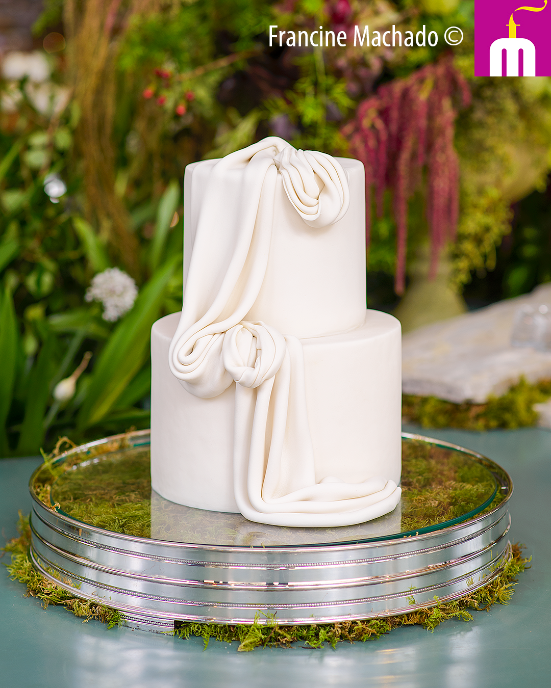 Francine Machado – Cake & Design – Bolos e Doces – Bolo de casamento com 2 andares – Hotel Ort, Campos do Jordão, SP