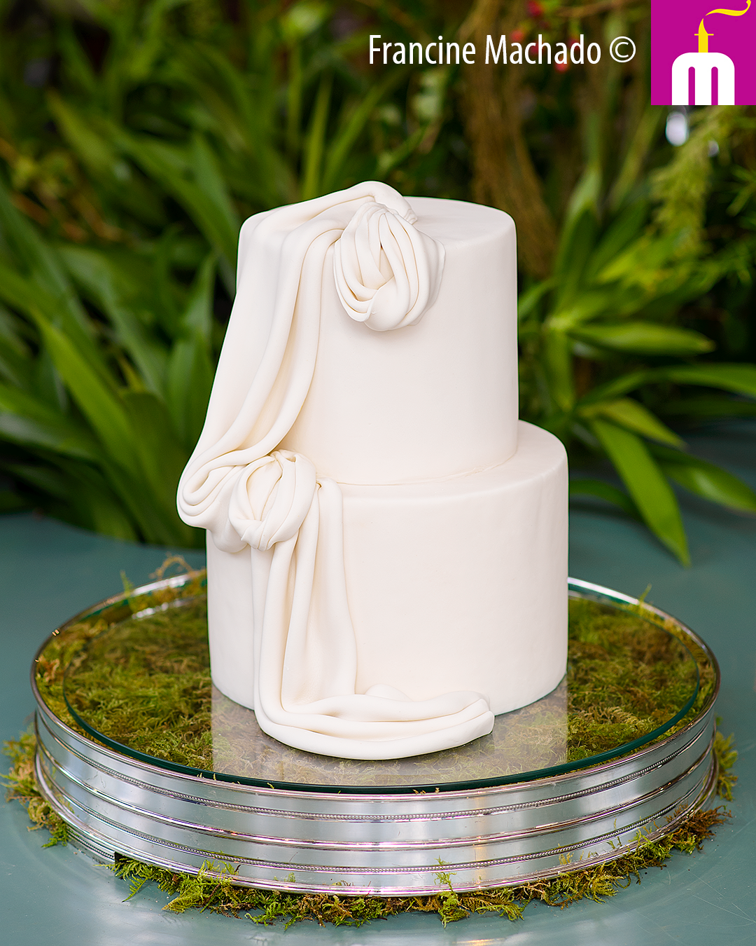 Francine Machado – Cake & Design – Bolos e Doces – Bolo de casamento com 2 andares – Hotel Ort, Campos do Jordão, SP