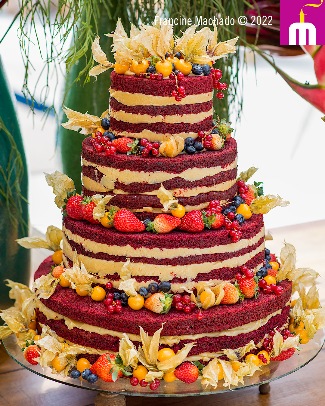 Francine Machado – Cake & Design – Bolos e Doces – Naked Cake de 4 andares – Casamento na Praia – Ilha Bela, SP