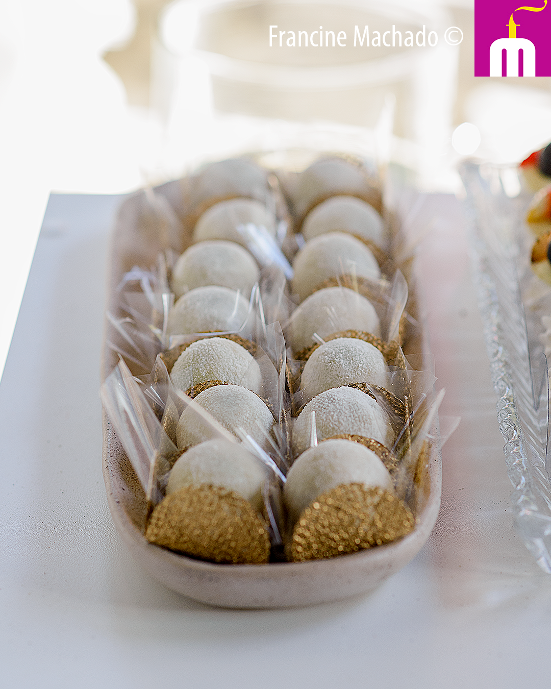 Francine Machado – Cake & Design – Bolos e Doces – Bolo de Casamento 2 andares – Espaço Lagoon
