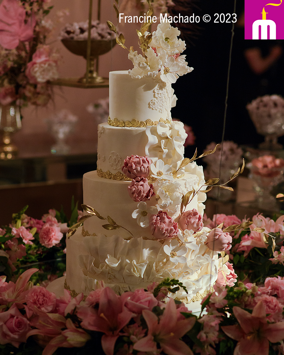 Francine Machado – Cake & Design – Bolos e Doces – Bolo de Casamento com 4 andares – Espaço LeSix – Jacareí, SP
