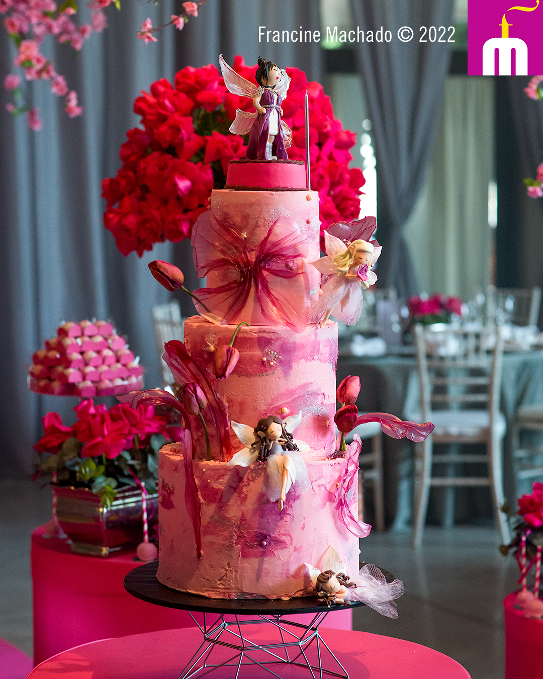 Francine Machado – Cake & Design – Bolos e Doces – Bolo de 3 andares para aniversário infantil de 6 anos – Espaço LeSix – Jacareí, SP