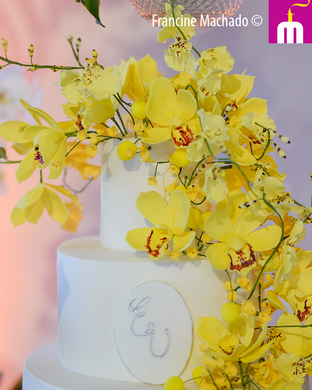 Francine Machado – Cake & Design – Bolos e Doces – Bolo de casamento com 4 andares - Recanto Serimbura – Urbanova – São José dos Campos, SP