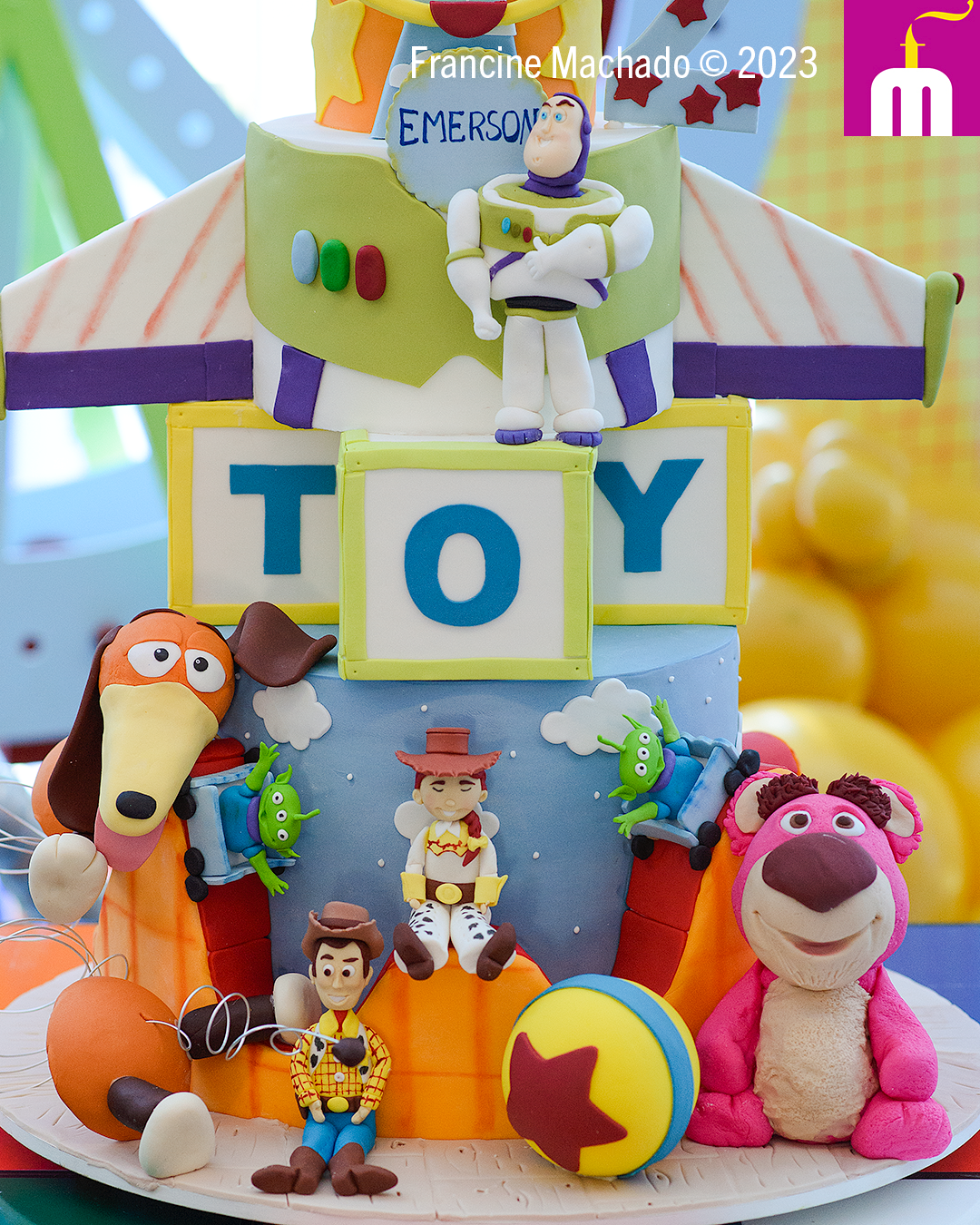 Francine Machado – Cake & Design – Bolos e Doces – Bolo para Aniversário Infantil de 2 anos – São José dos Campos, SP