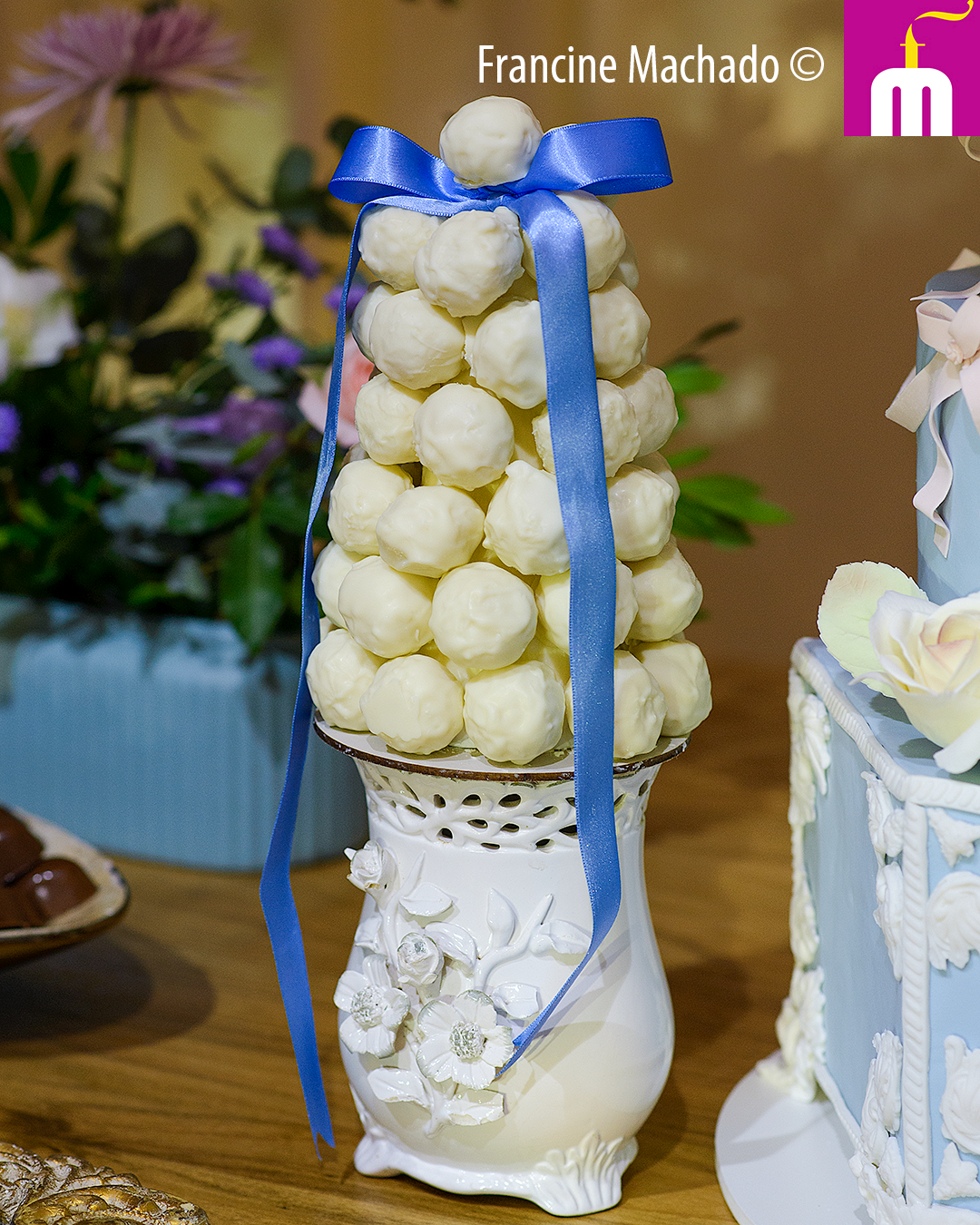 Francine Machado – Cake & Design – Bolos e Doces – Bolo de 4 andares para festa de 15 anos – Spazio Golf – São José dos Campos, SP