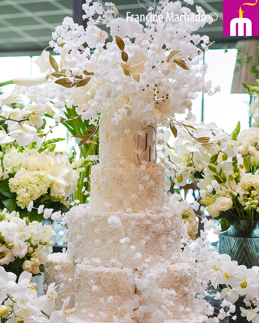 Francine Machado – Cake & Design – Bolos e Doces – Bolo de Casamento com 5 andares – Club Med Lake Mogi das Cruzes, SP