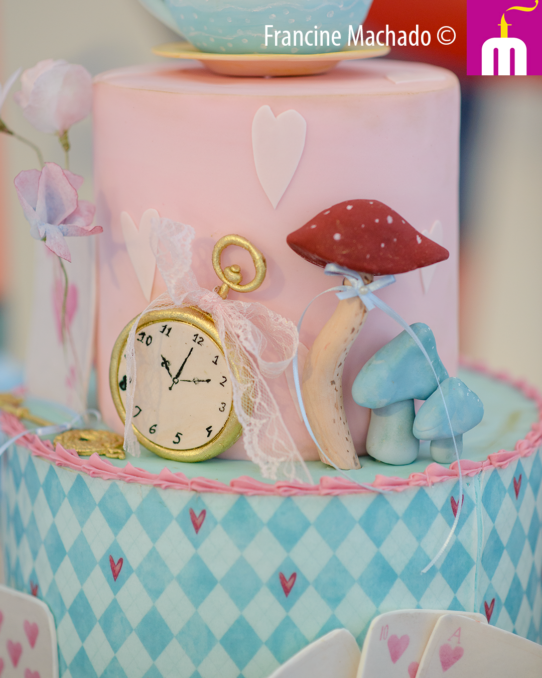Francine Machado – Cake & Design – Bolos e Doces – Alice no País das Maravilhas – Spazio Golf – São José dos Campos, SP