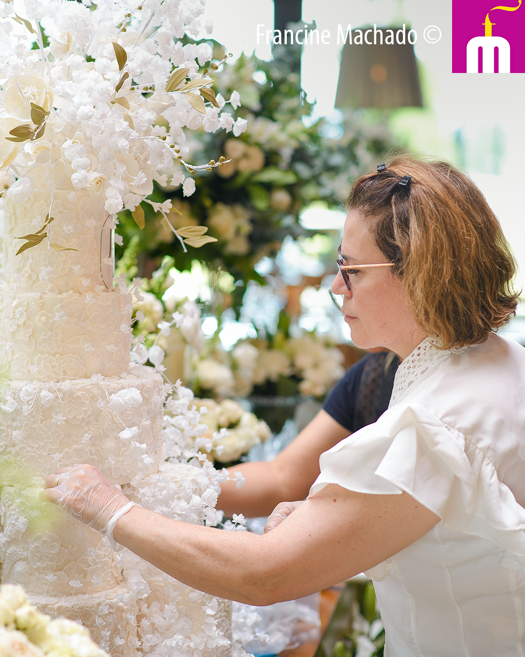 Francine Machado – Cake & Design – Bolos e Doces – Bolo de Casamento com 5 andares – Club Med Lake Mogi das Cruzes, SP