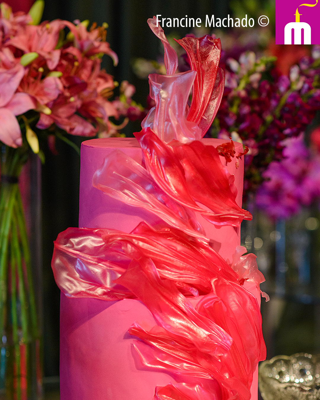 Francine Machado – Cake & Design – Bolos e Doces – Bolo com 2 andares de altura dupla – Aniversário de 15 anos – Casa Vista, São José dos Campos, SP