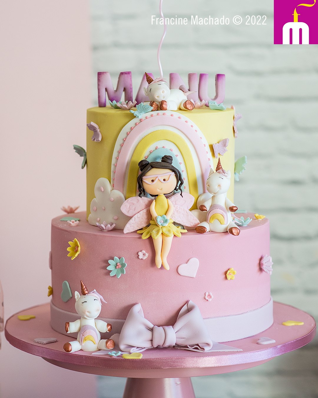 Francine Machado – Cake & Design – Bolos e Doces – Bolo infantil de 2 andares – Unicórnio e Fada Encantada – São José dos Campos, SP.