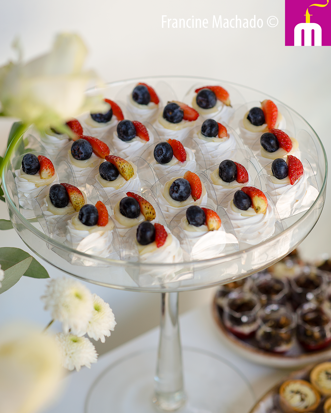 Francine Machado – Cake & Design – Bolos e Doces – Bolo de Casamento 2 andares – Espaço Lagoon