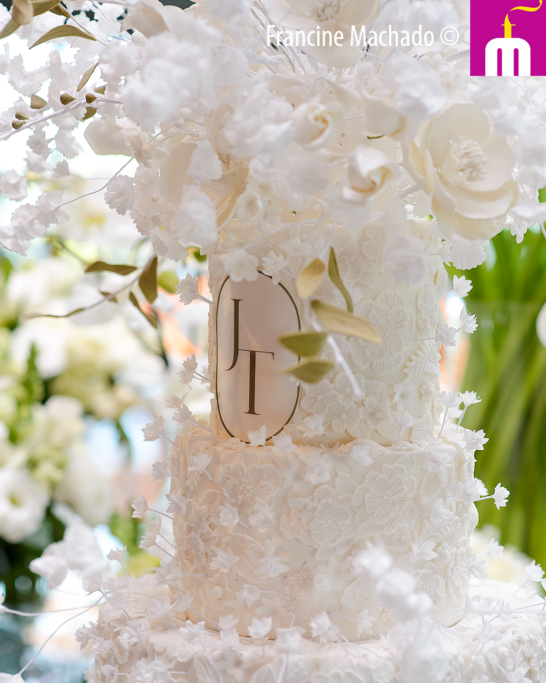 Francine Machado – Cake & Design – Bolos e Doces – Bolo de Casamento com 5 andares – Club Med Lake Mogi das Cruzes, SP